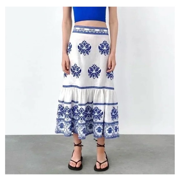 Zara Dresses & Skirts - NEW Zara Linen White & Blue Embroidered Floral Tiered Long Skirt Size XS